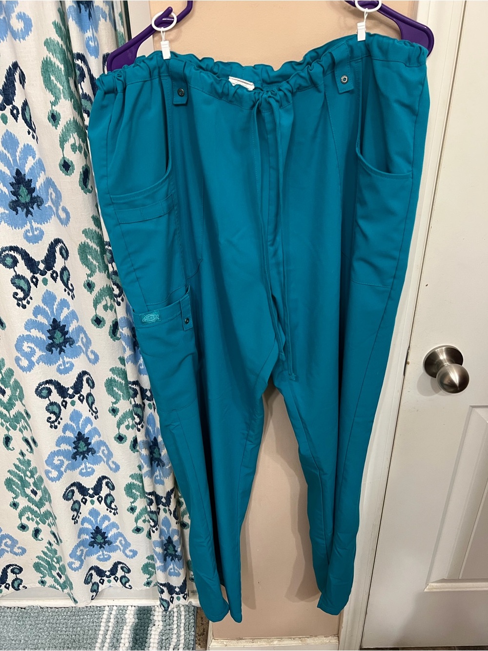 Dickies women’s scrub pants XL